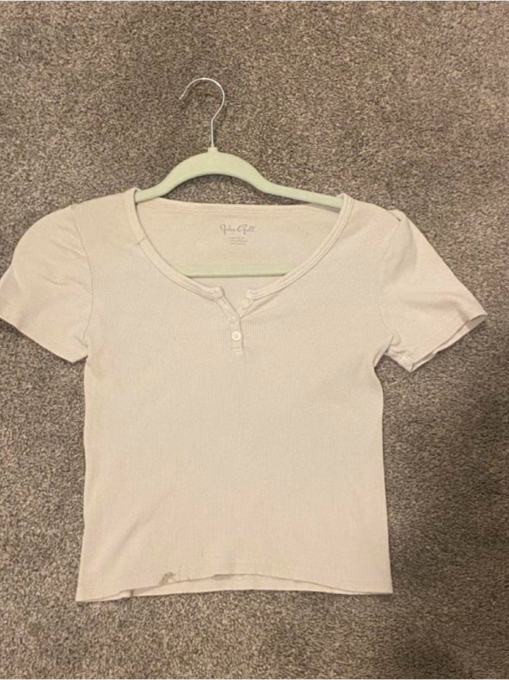 Brandy Melville cream Zelly Crop Top